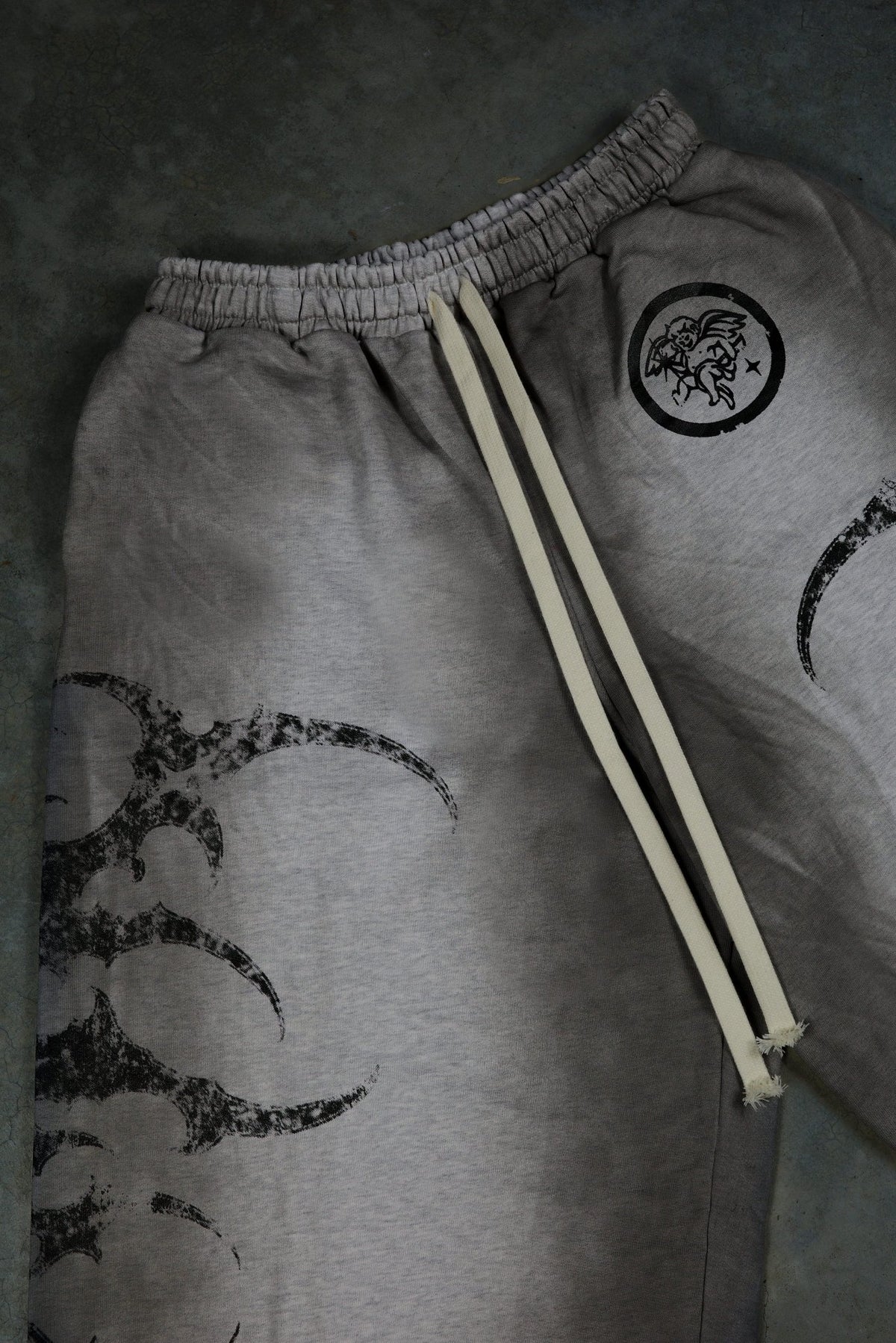 STELLAR GREY/BLACK SWEATPANTS - CELESTE SPORTSSS