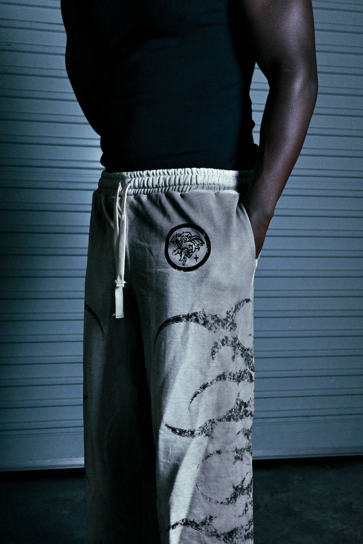STELLAR GREY/BLACK SWEATPANTS - CELESTE SPORTSSS